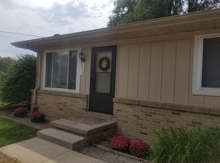 3718 W Temperance Rd, Lambertville, MI 48144