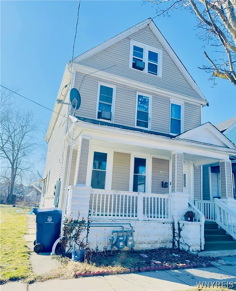 36 Johnson St photo 1