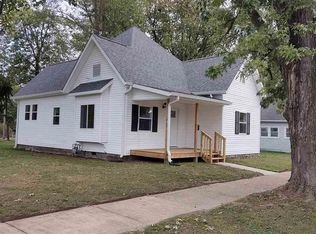 221 S State St, Sullivan, IN 47882