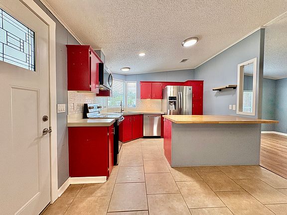 4th image of 5314 Furness Cir #390