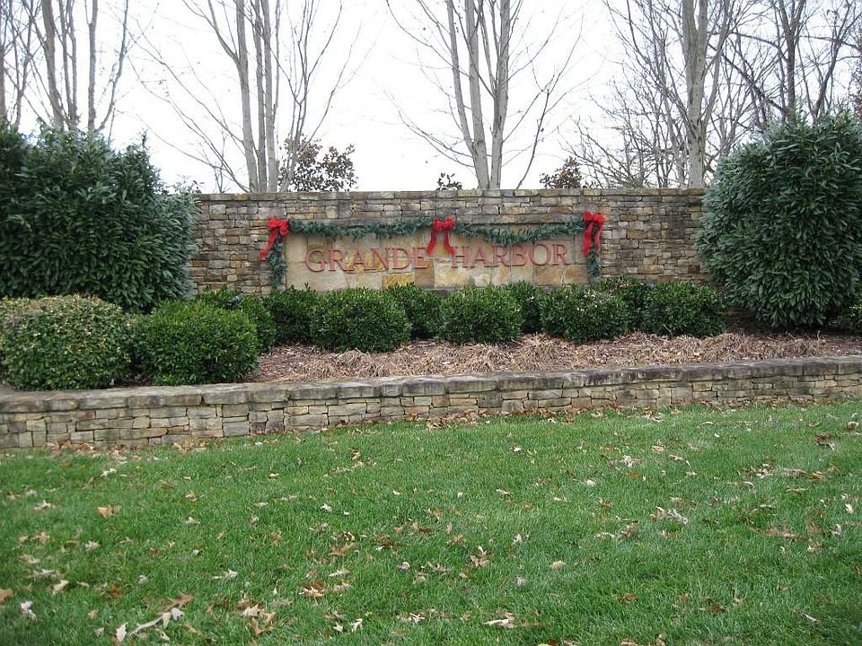 1st image of 192 Forest Ln
