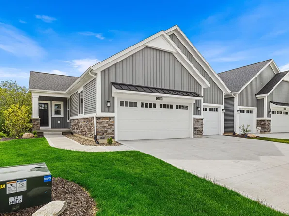 2553 Ravines Trail Dr SW, Byron Center, MI 49315