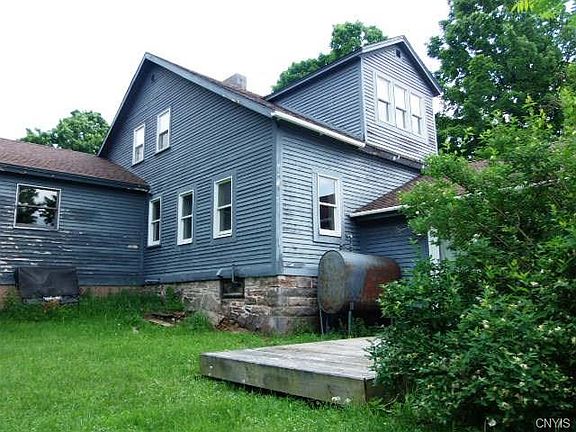 4th image of 21 Mill St