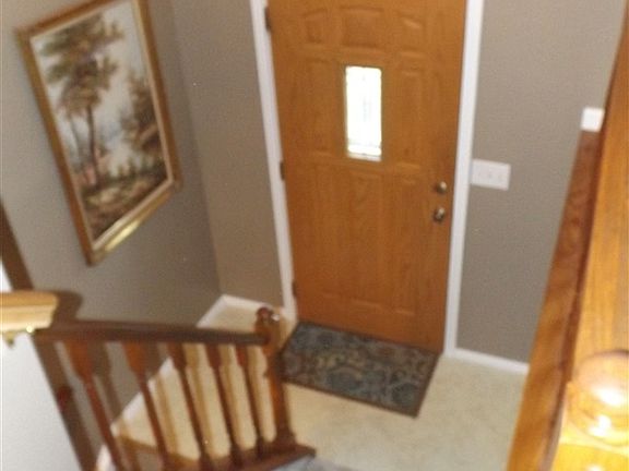 4th image of 383 Merravay Dr