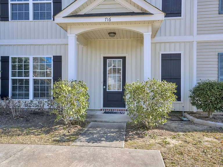 716 Whispering Willow Way — Photo 2