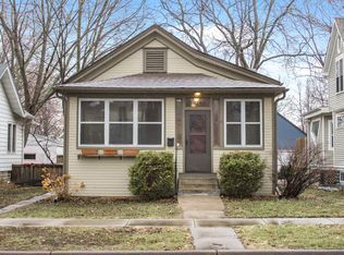 828 Armstrong Ave, Saint Paul, MN 55102