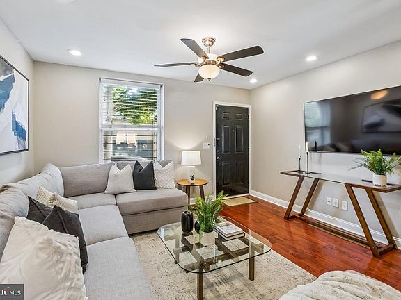 4th image of 1020 S 24th St