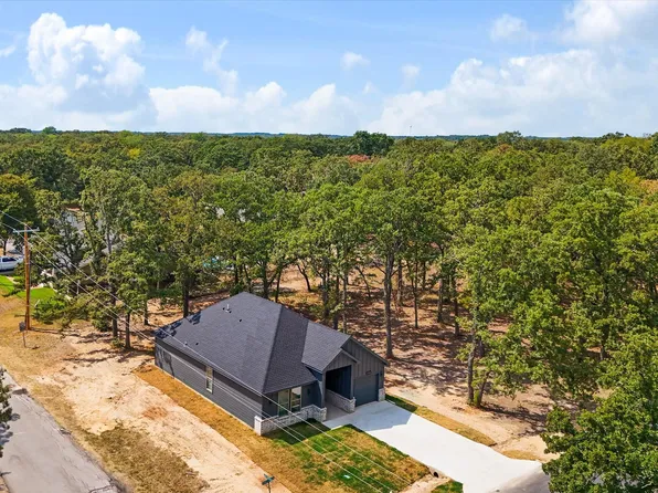 4705 Point La Vis, Malakoff, TX 75148