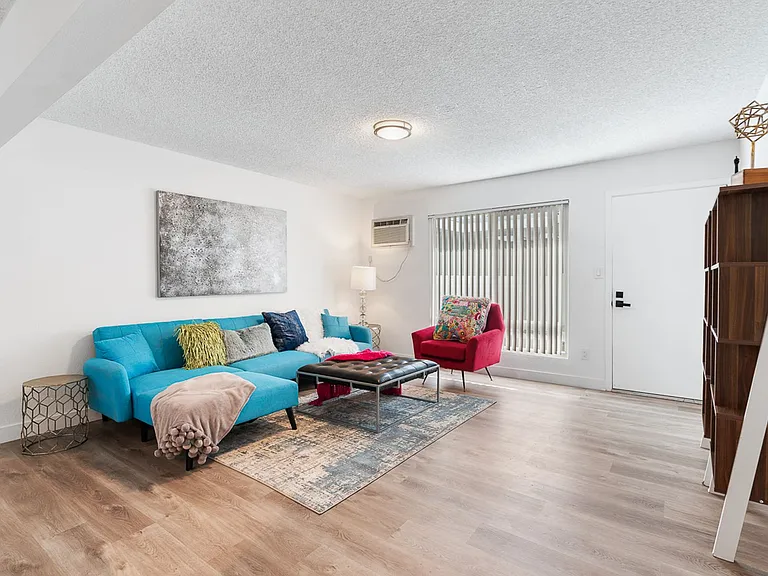 Ackerfield Apartments — Photo 14