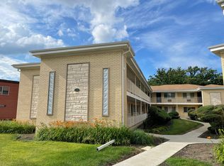1041 N Northwest Hwy Unit A3, Park Ridge, IL 60068