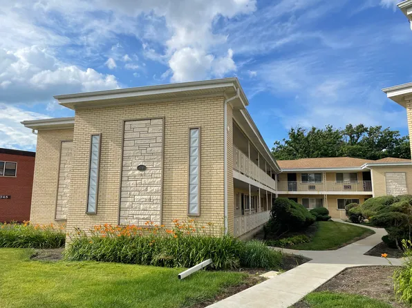 1041 N Northwest Hwy Unit A3, Park Ridge, IL 60068