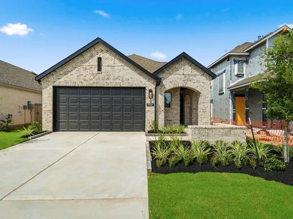 11207 Apricot Sulphur Dr, Cypress, TX 77433