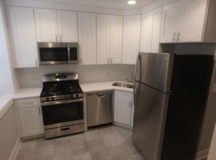2054 W Birchwood Ave APT 1, Chicago, IL 60645