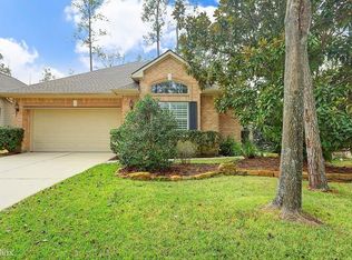 27 N Country Gate Cir, Conroe, TX 77384