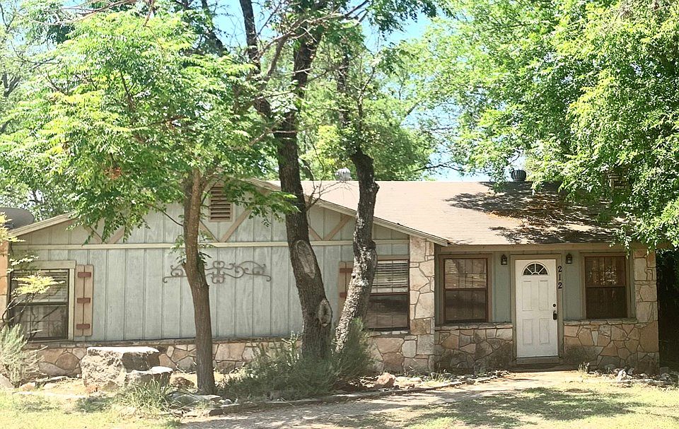 212 3rd St, Ingram, TX 78025 MLS 131844 Zillow