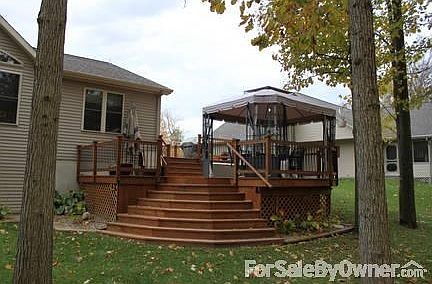 Two-Tier Deck (over 600 sq ft)
						:
						Spacious custom deck creates a beautiful setting for entertaining or relaxing.