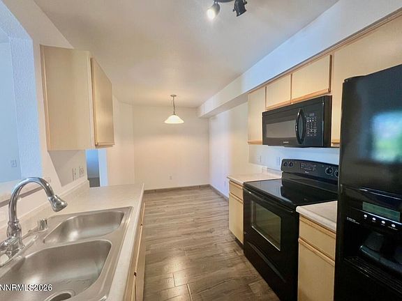 4th image of 6850 Sharlands Ave Unit 2171