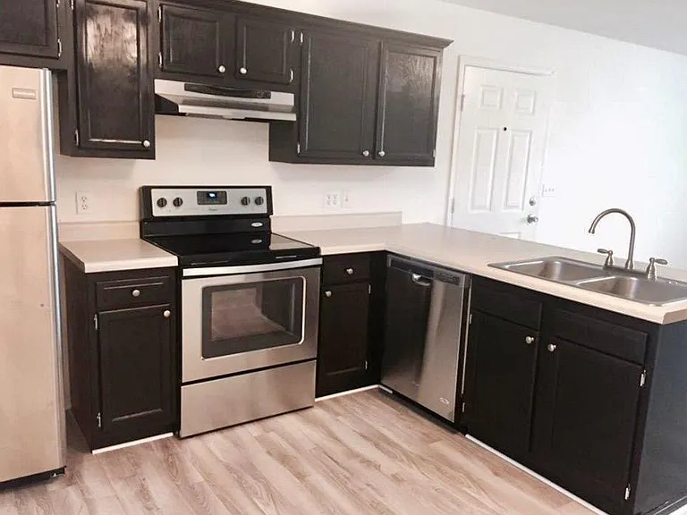 280 S Lewis Ave #1 — Photo 3