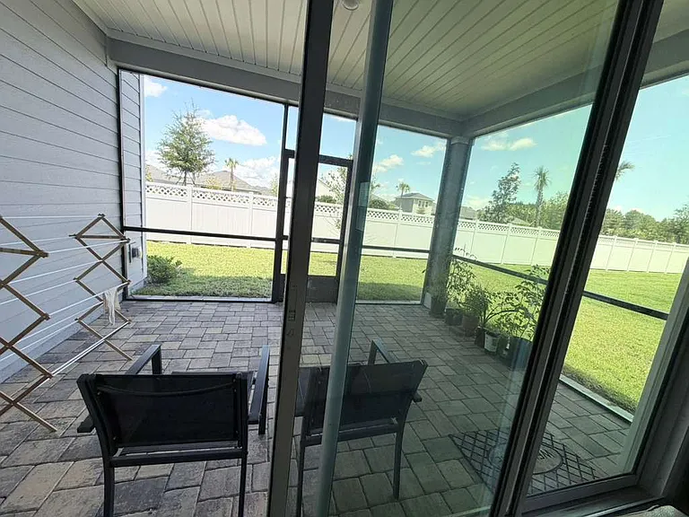 82 Pentwater Rd — Photo 17