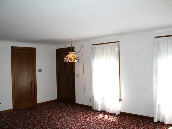 5th image of 319 108th St S