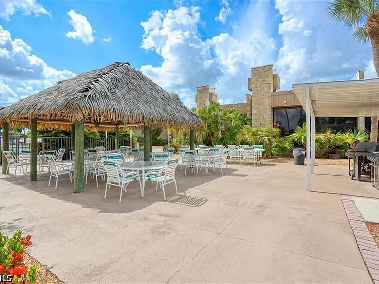 6220 Augusta Dr #309 — Photo 43