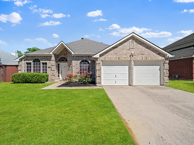 7512 Brookview Dr — Photo 36