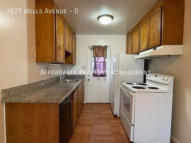 7629 Wells Ave #D — Photo 6