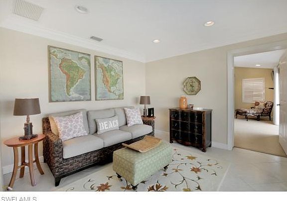 4th image of 489 Marquesas Ct