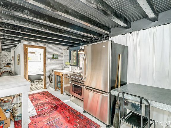 5th image of 80 Prospect Place
