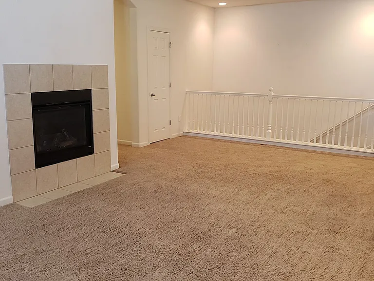 1840 Wind Ranch Rd #C — Photo 6