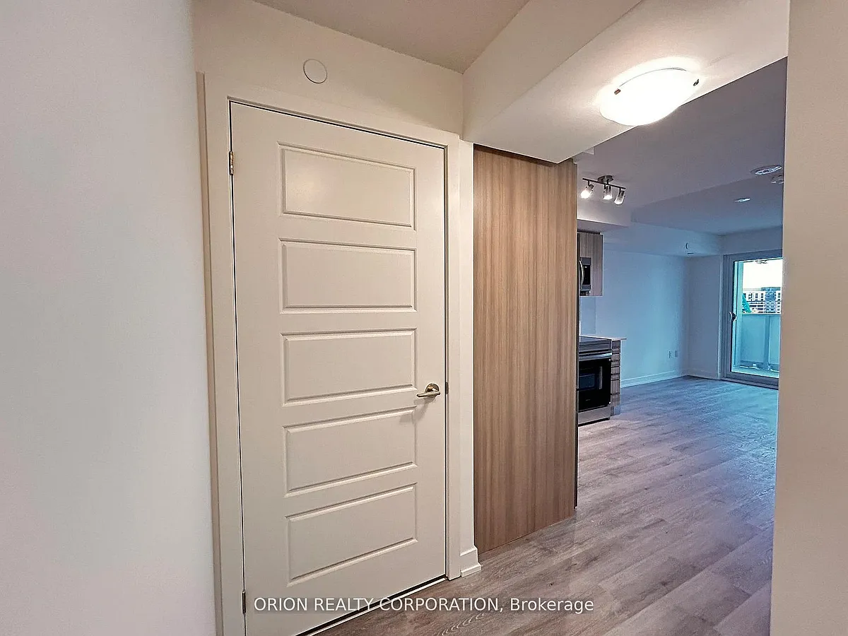 Photo 2 of 10 - 1010 Sandy Beach Rd #601 - Pickering, ON Building Photo - 1010 Sandy Beach Rd #601