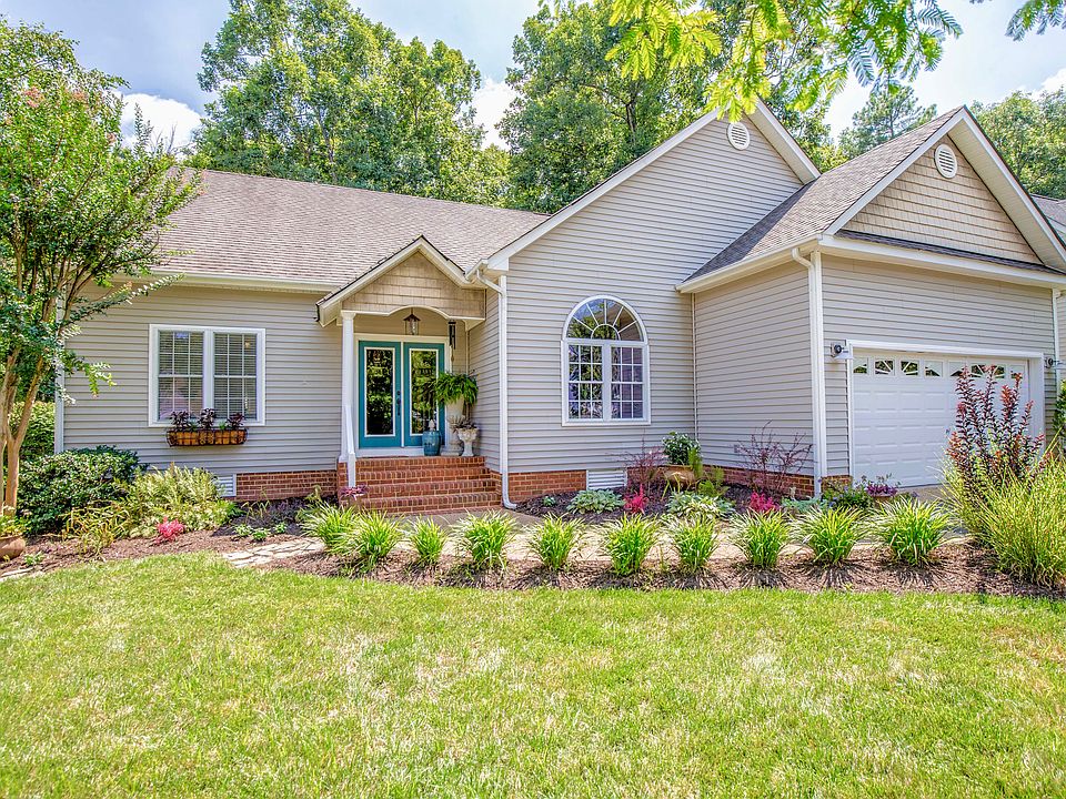 maintenance free exterior
