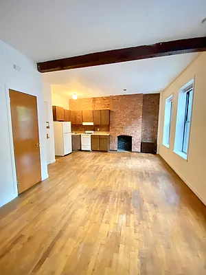 Rented by Brooklyn Heights Real Estate Inc | media 23