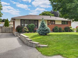 1143 Gateway Rd, Ottawa, ON K2C 2W8