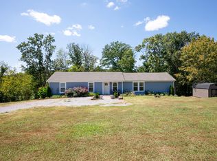 1010 Buckeye Rd, Ashland City, TN 37015