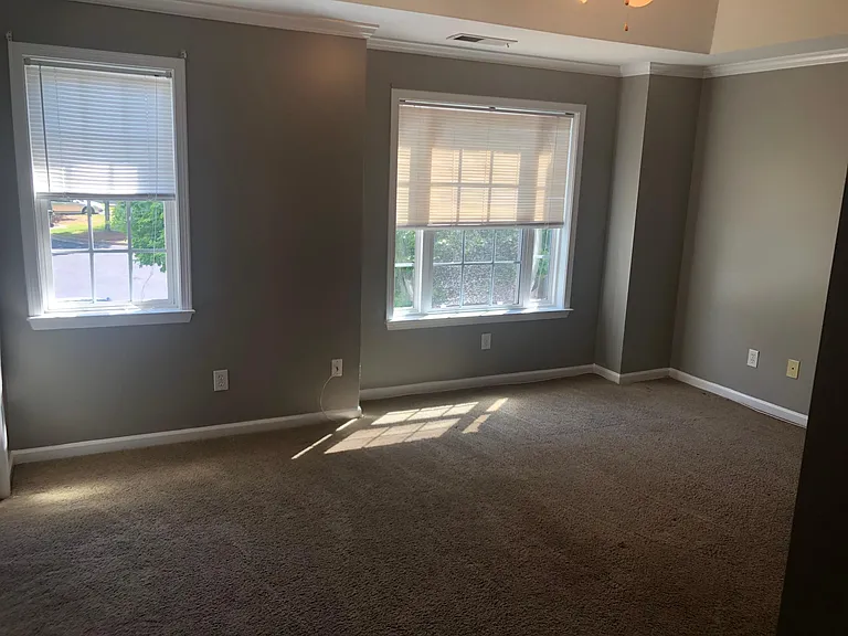 1776 Heights Cir NW — Photo 8