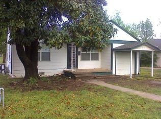 616 N 6th Ave, Stroud, OK 74079