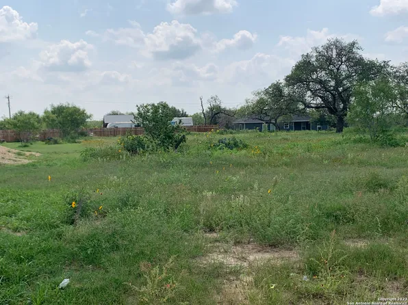 LOT 37 Flor Del Sol LOT 3, Pleasanton, TX 78064