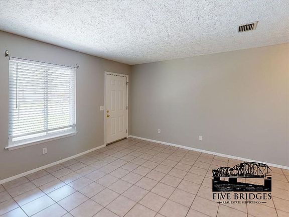 5th image of 1801 Drake Ave #1803-B