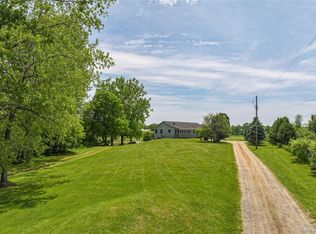 3749 Chase Lake Rd, Howell, MI 48855