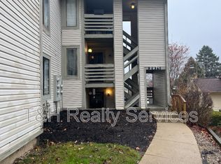 2971 Horseshoe Bend Dr, Indianapolis, IN