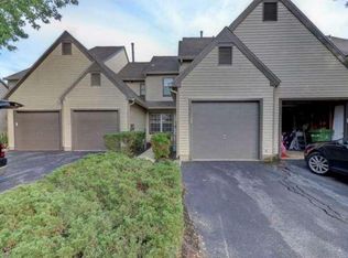 96 Woodlake Dr, Marlton, NJ 08053