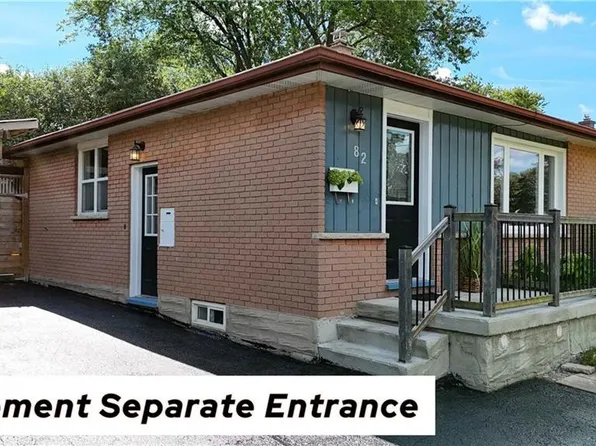 82 Southmoor Dr, Kitchener, ON N2M 4M7