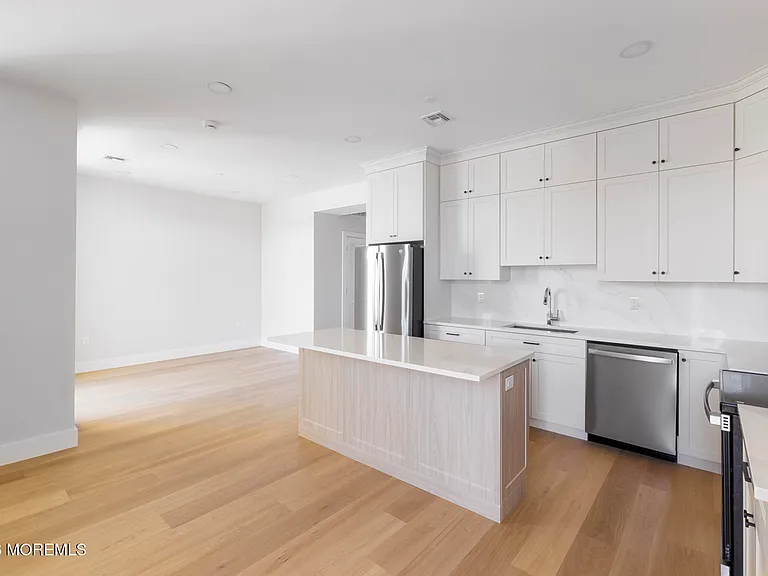 9 Wharf Ave #2 — Photo 7