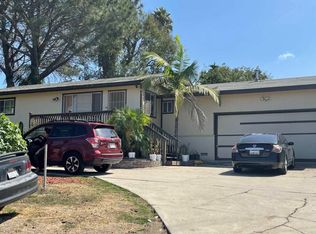 1742 Olive Ave, Vista, CA 92083
