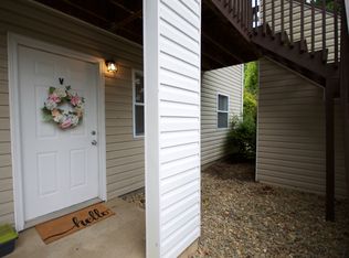 100 Bearwood, Mars Hill, NC 28754