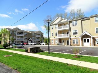 18 Pequea Dr #1, Paradise, PA 17562