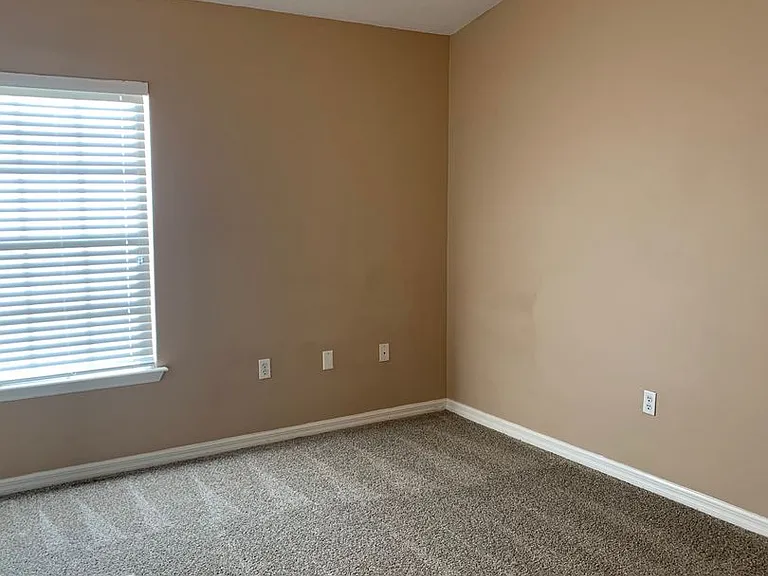 7117 Harmony Square Dr S — Photo 27