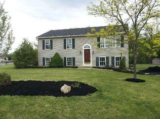 11965 Azalea Dr, Hagerstown, MD 21740