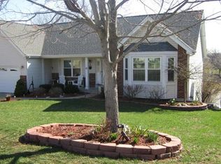 28 Ravens Pointe, Lake Saint Louis, MO 63367